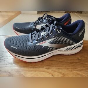 Brooks Adrenaline GTS 22